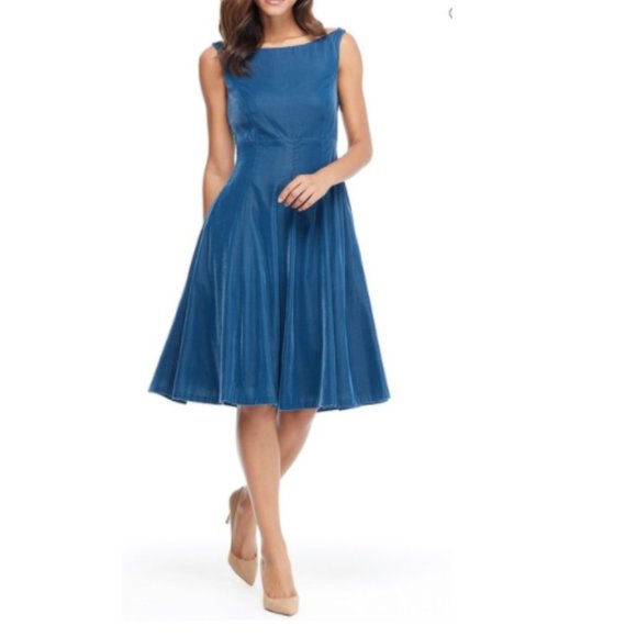 Gal Meets Glam Dresses & Skirts - GAL MEETS GLAM Christine Velvet Bateau Neck Dress